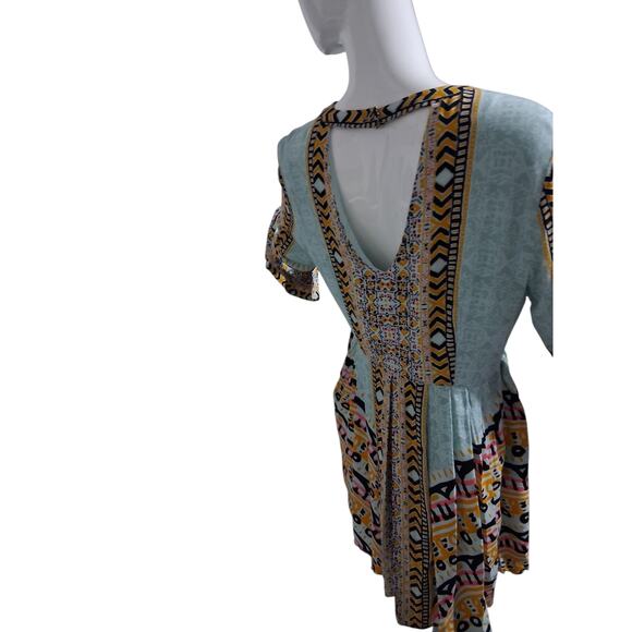 Free People Tegan Border Print Womens size 10 Bell Sleeve Mini Boho Fairy Dress - Picture 8 of 11